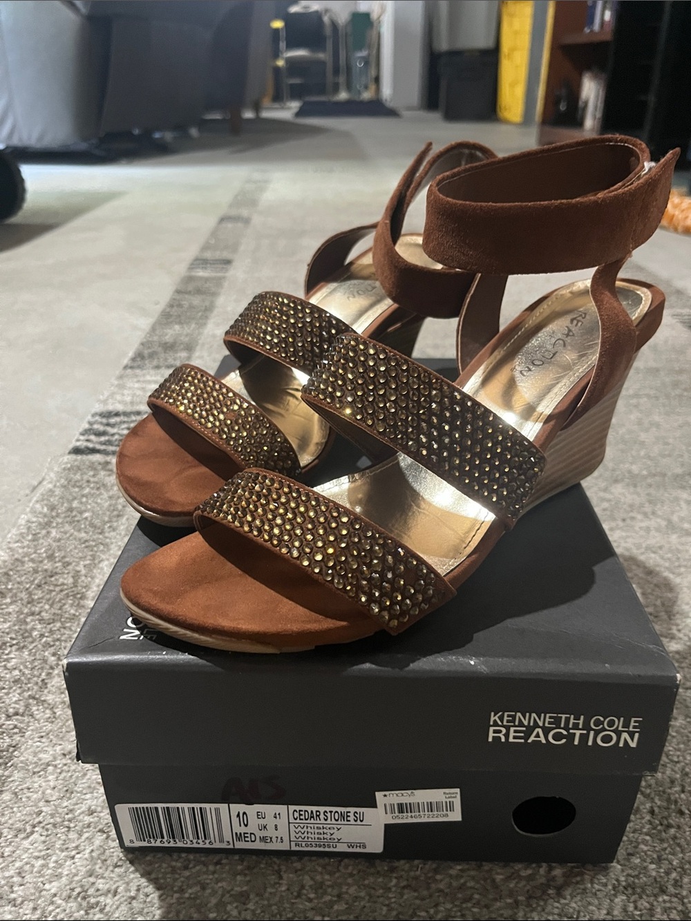 Kenneth Cole Reaction Suede Brown Wedge Sandals with Gold Studs